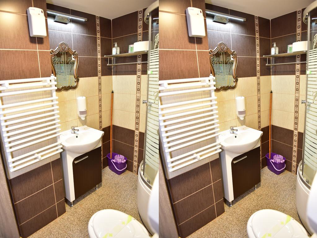 Pensiunea Dely_Cios Vălenii de Munte Extérieur photo