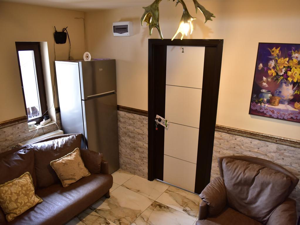 Pensiunea Dely_Cios Vălenii de Munte Extérieur photo