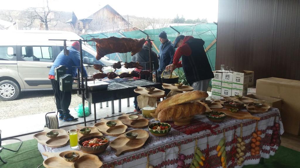 Pensiunea Dely_Cios Vălenii de Munte Extérieur photo